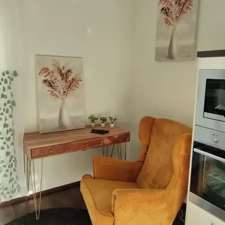 Letnany 168 S Parkovanim V Garazi Zdarma Apartment Prague